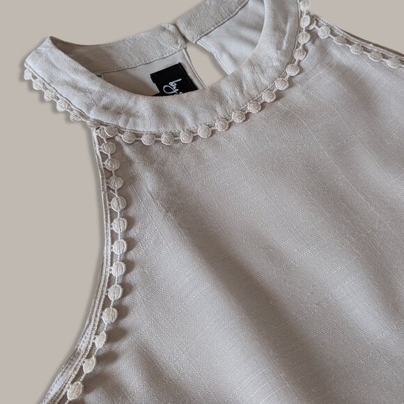 By & By Linen A-line Tank Top with Scallop RicRac Trim - Medium - Picture 7 of 10